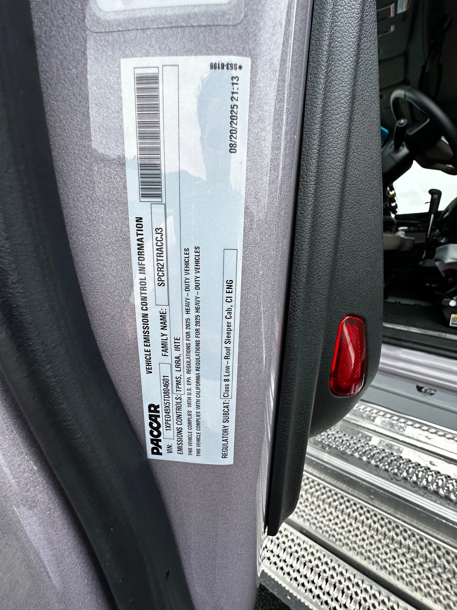2026 Peterbilt 589 - image 9