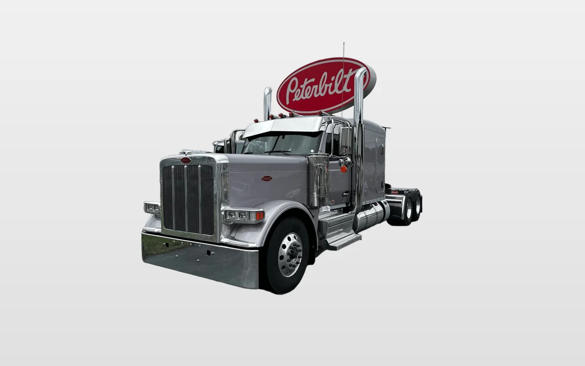 2026 Peterbilt 589 - image 1