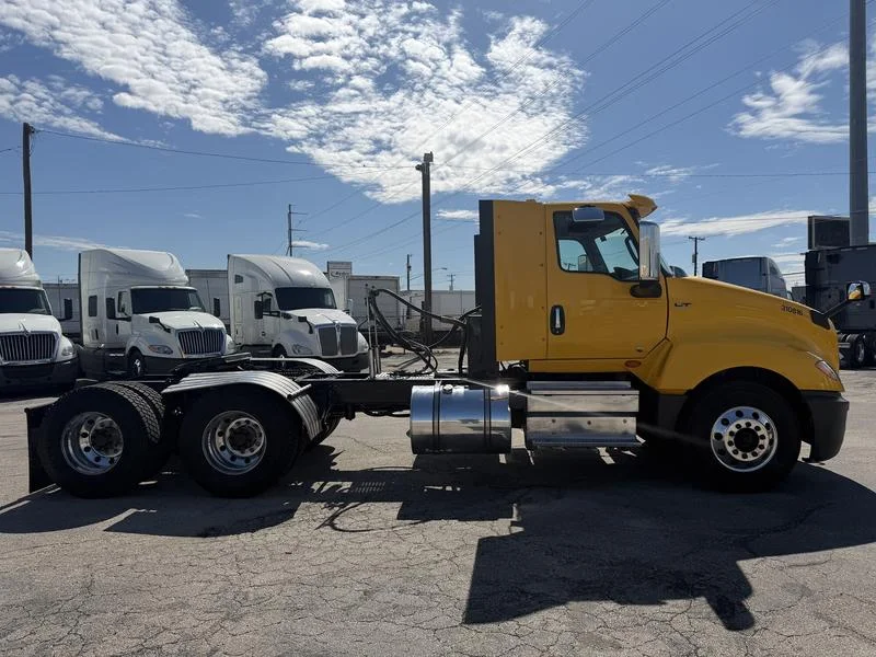 2020 International LT in Dallas — photo 2