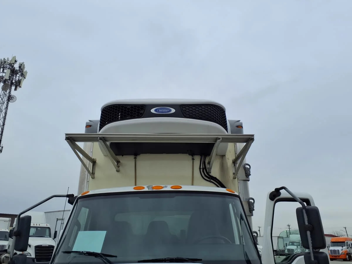 2020 International MV - image 7