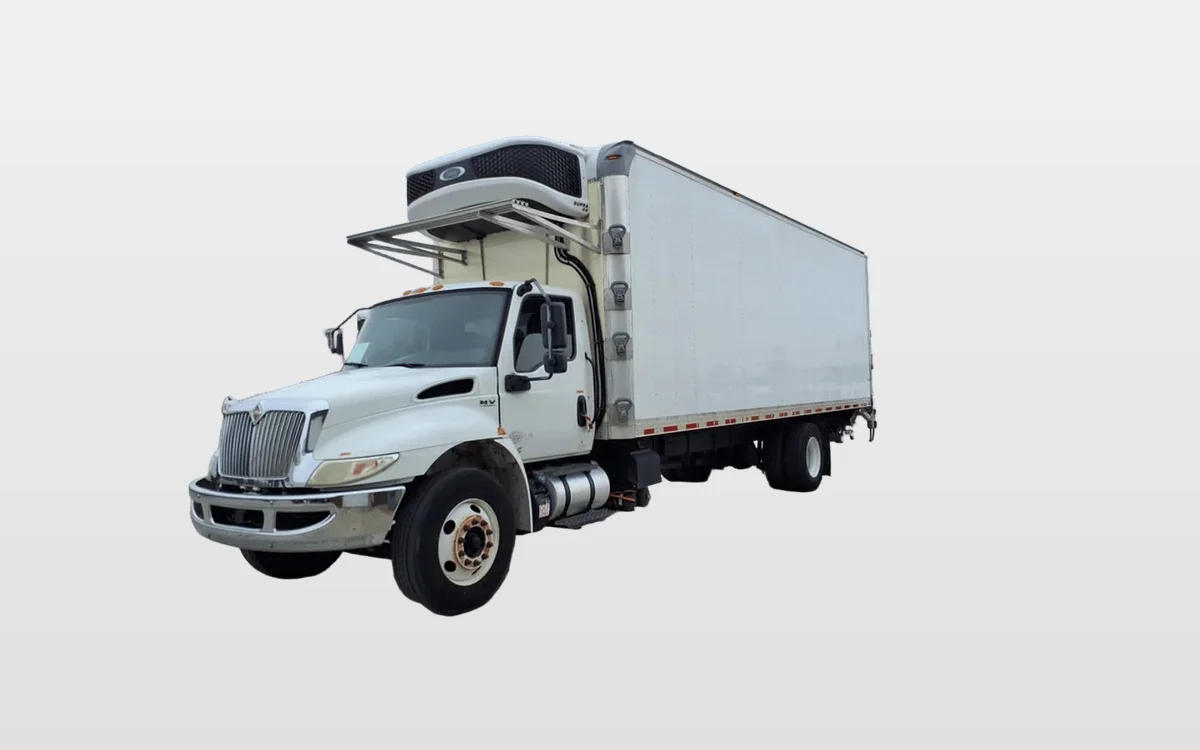 2020 International MV - image 1