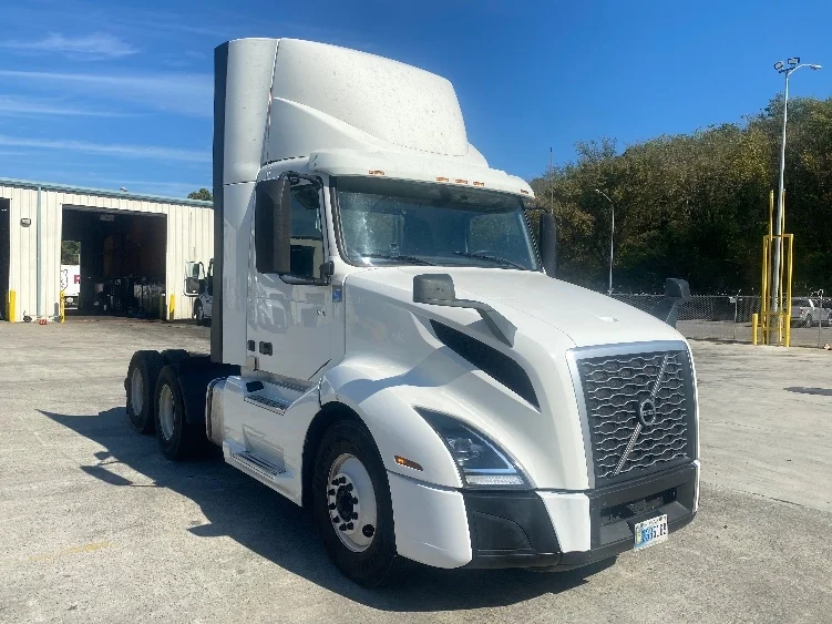 2020 Volvo VNL 300 in Bessemer, AL