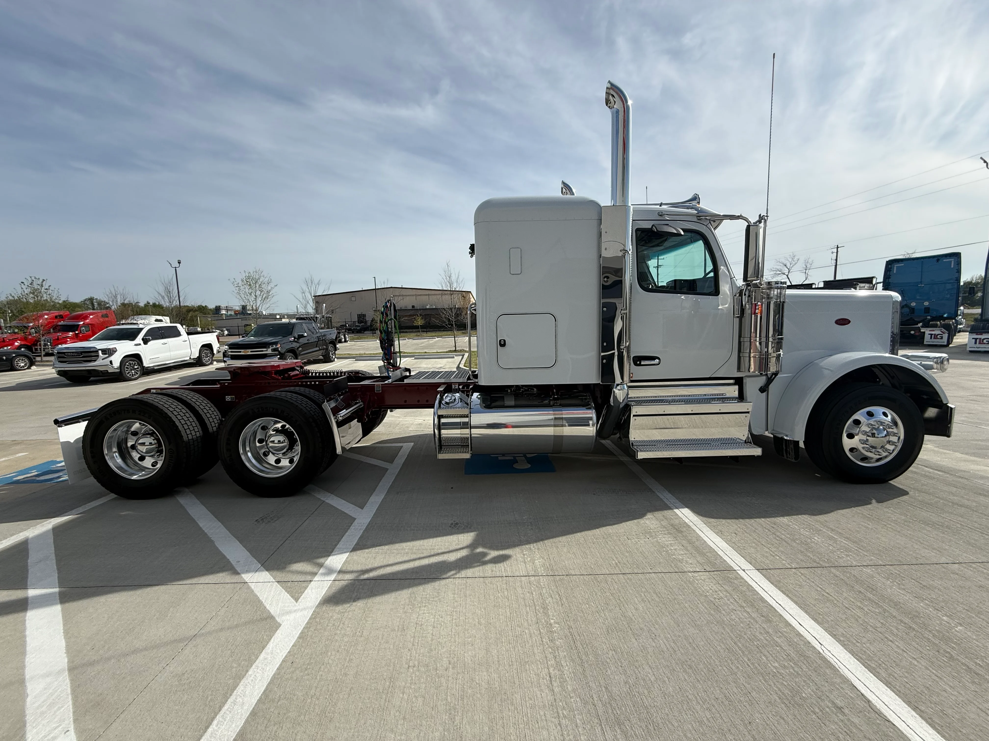2027 Peterbilt 589 in Lowell, AR — photo 6