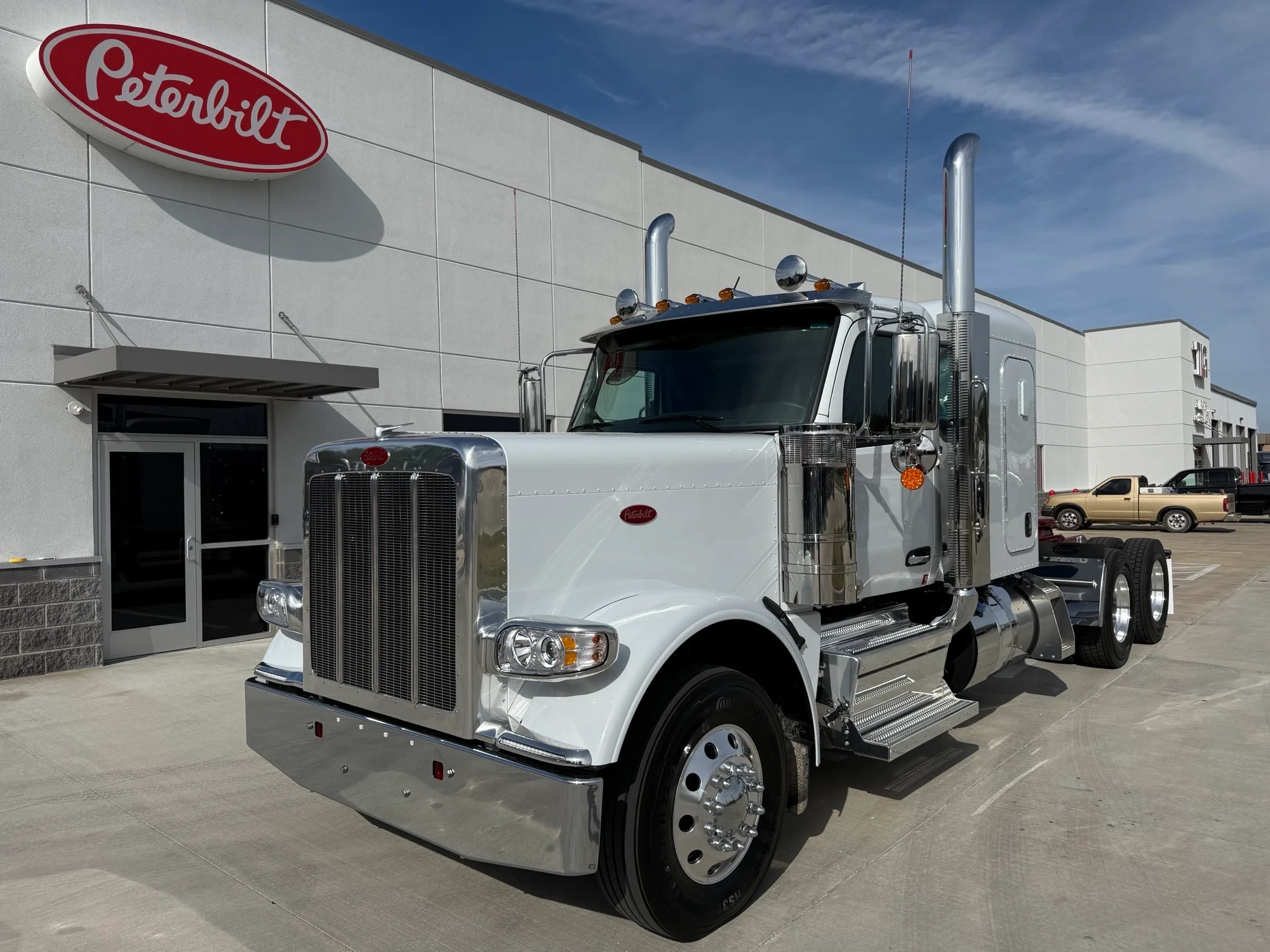 2027 Peterbilt 589 in Lowell, AR