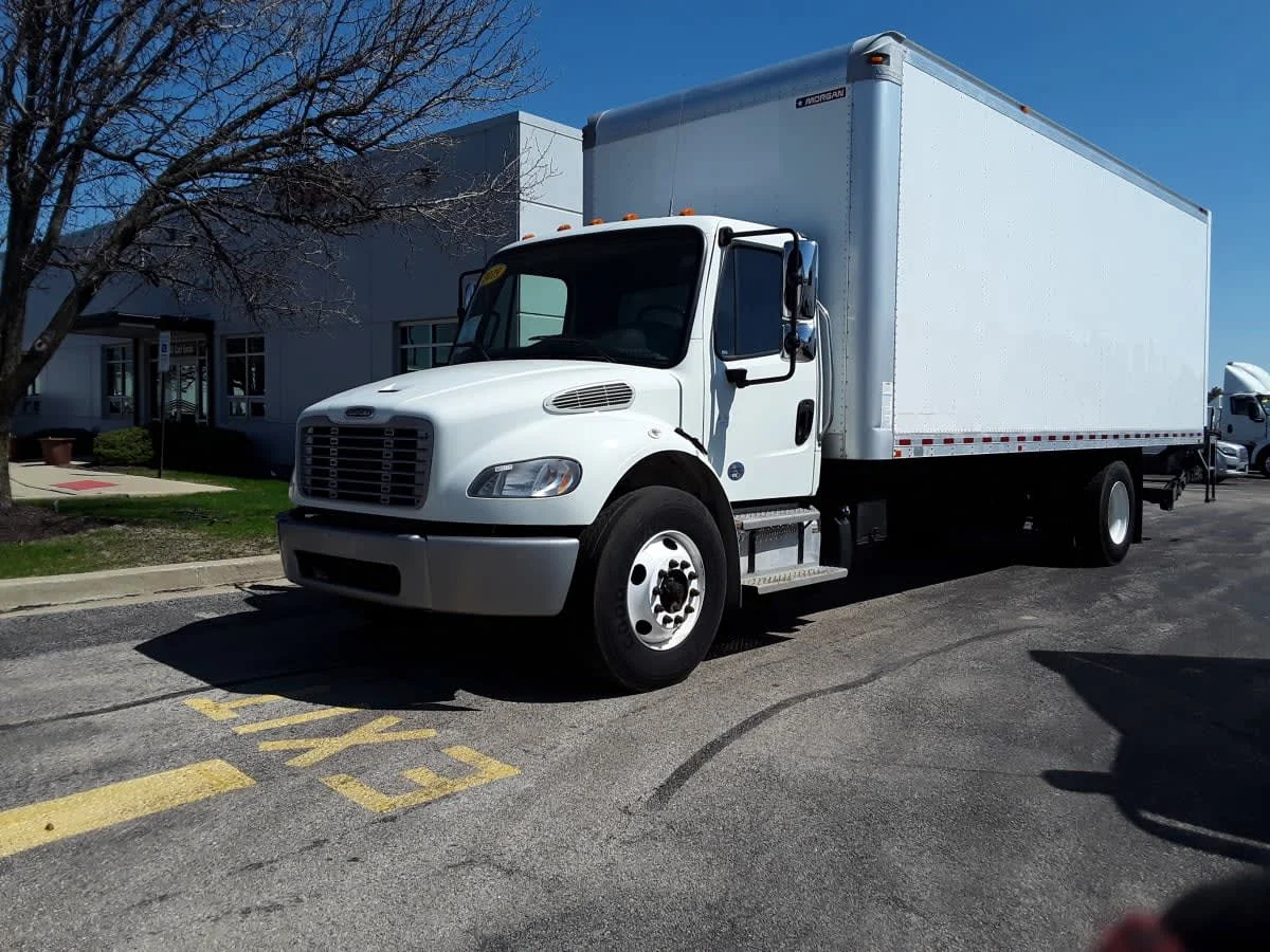 2019 Freightliner M2 106