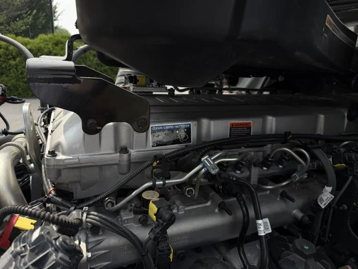 2027 International LT — photo 18