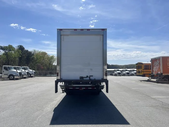 2021 International MV - image 7