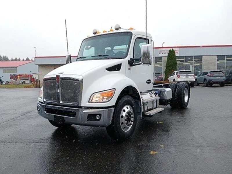 2025 Kenworth T380