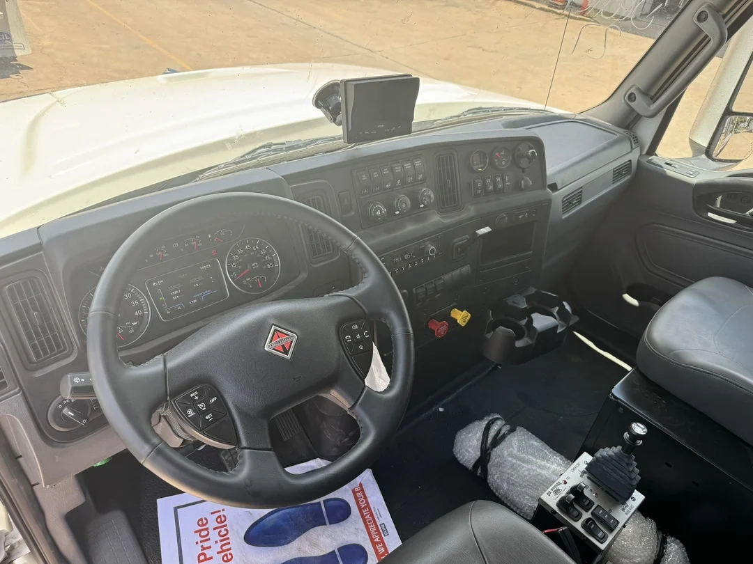 2025 International HV - image 11