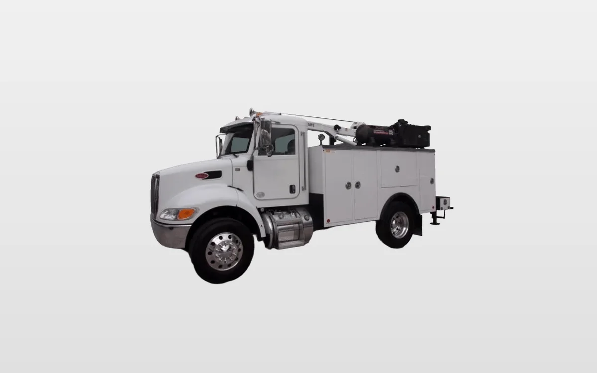 2020 Peterbilt 337 - image 1