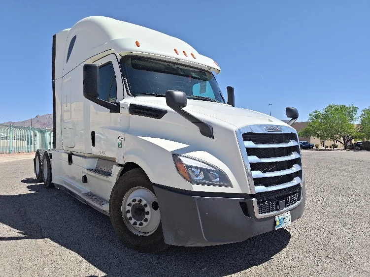 2020 Freightliner Cascadia in El Paso, TX
