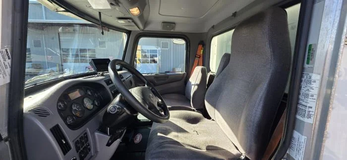 2020 Peterbilt 337 - image 20