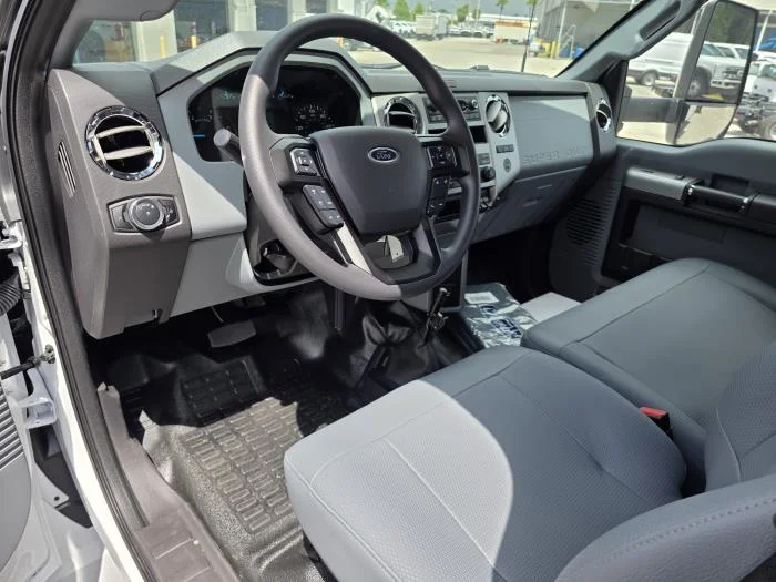 2027 Ford F-750 — photo 17