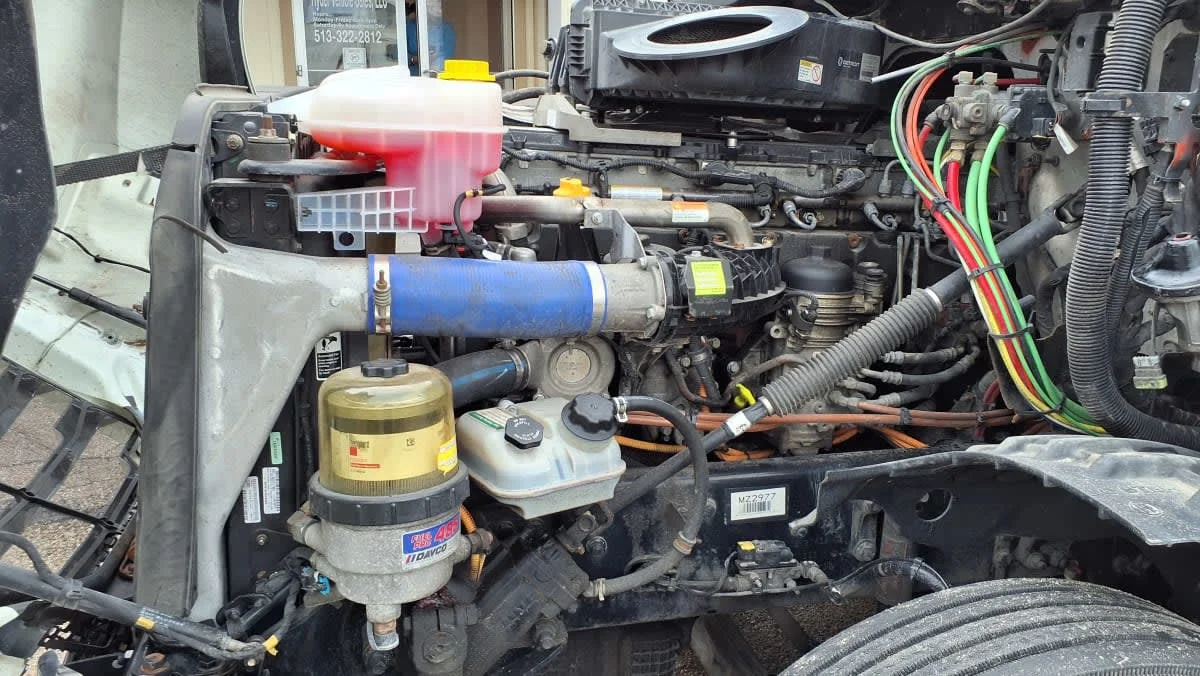 2021 Freightliner Cascadia in West Chester, OH — photo 8