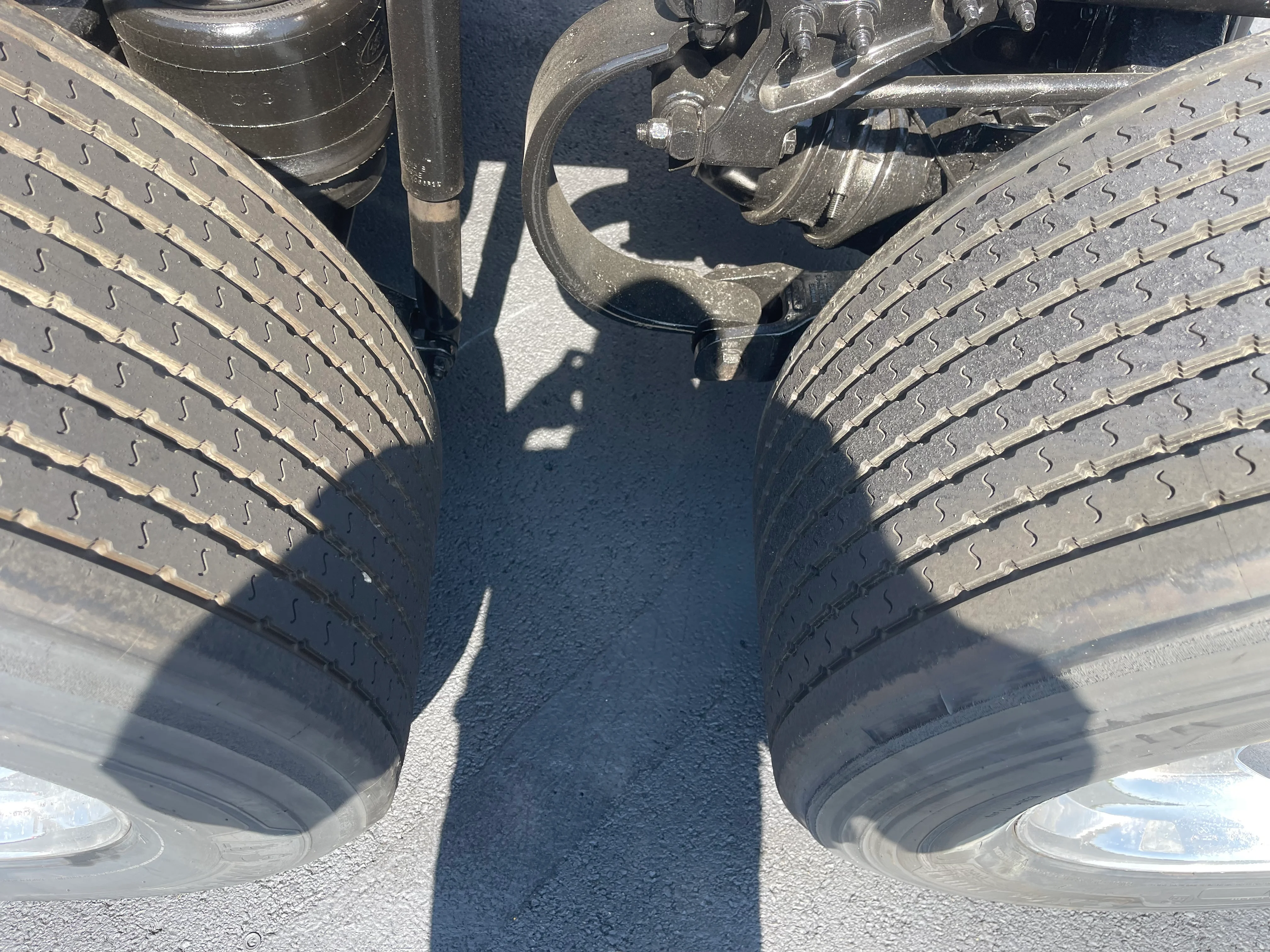 2020 Peterbilt 579 - image 13