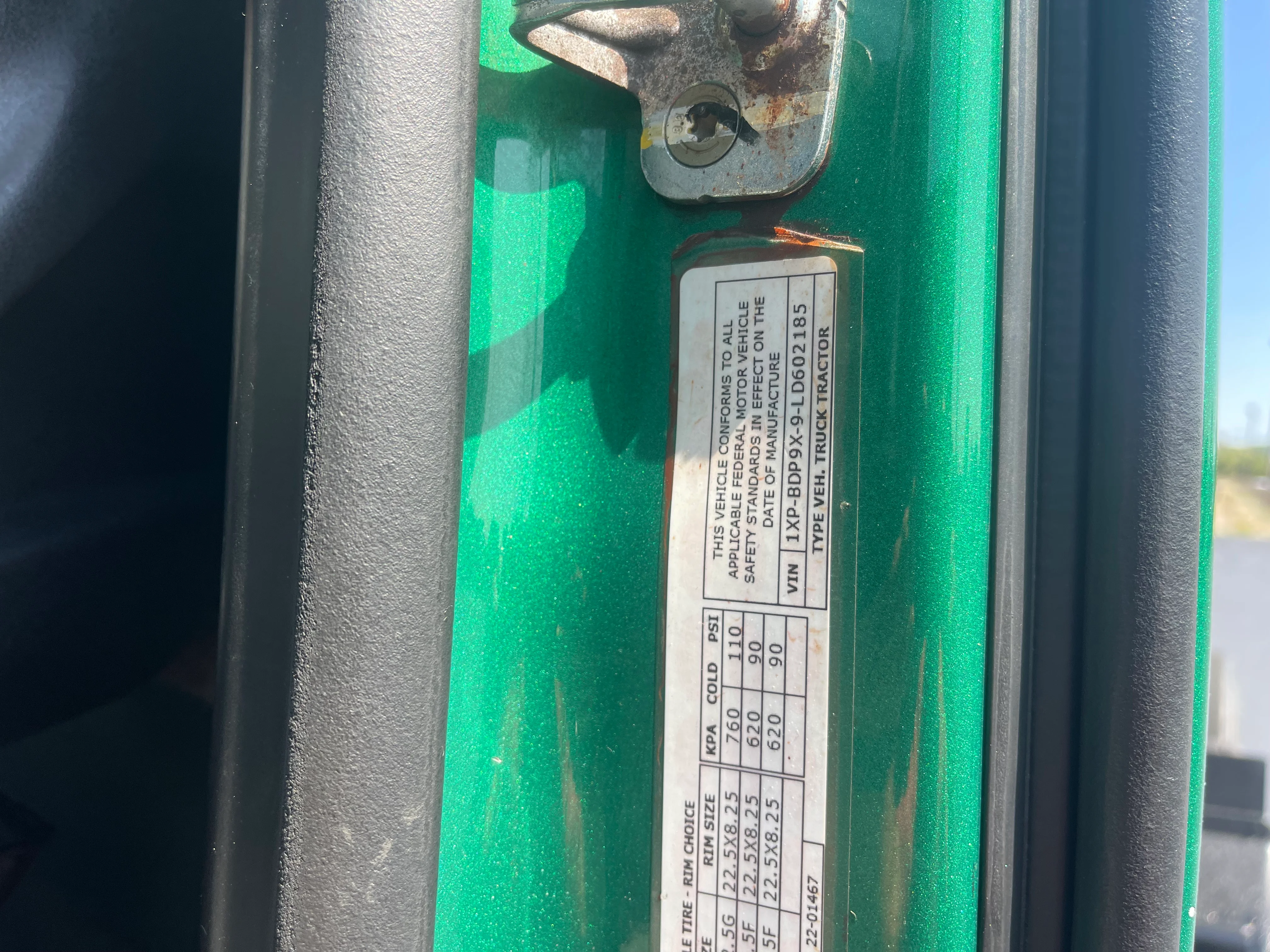 2020 Peterbilt 579 - image 14