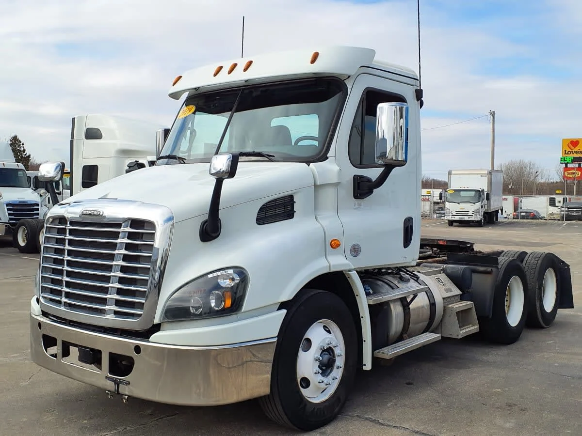 2019 Freightliner Cascadia in Oak Creek, WI