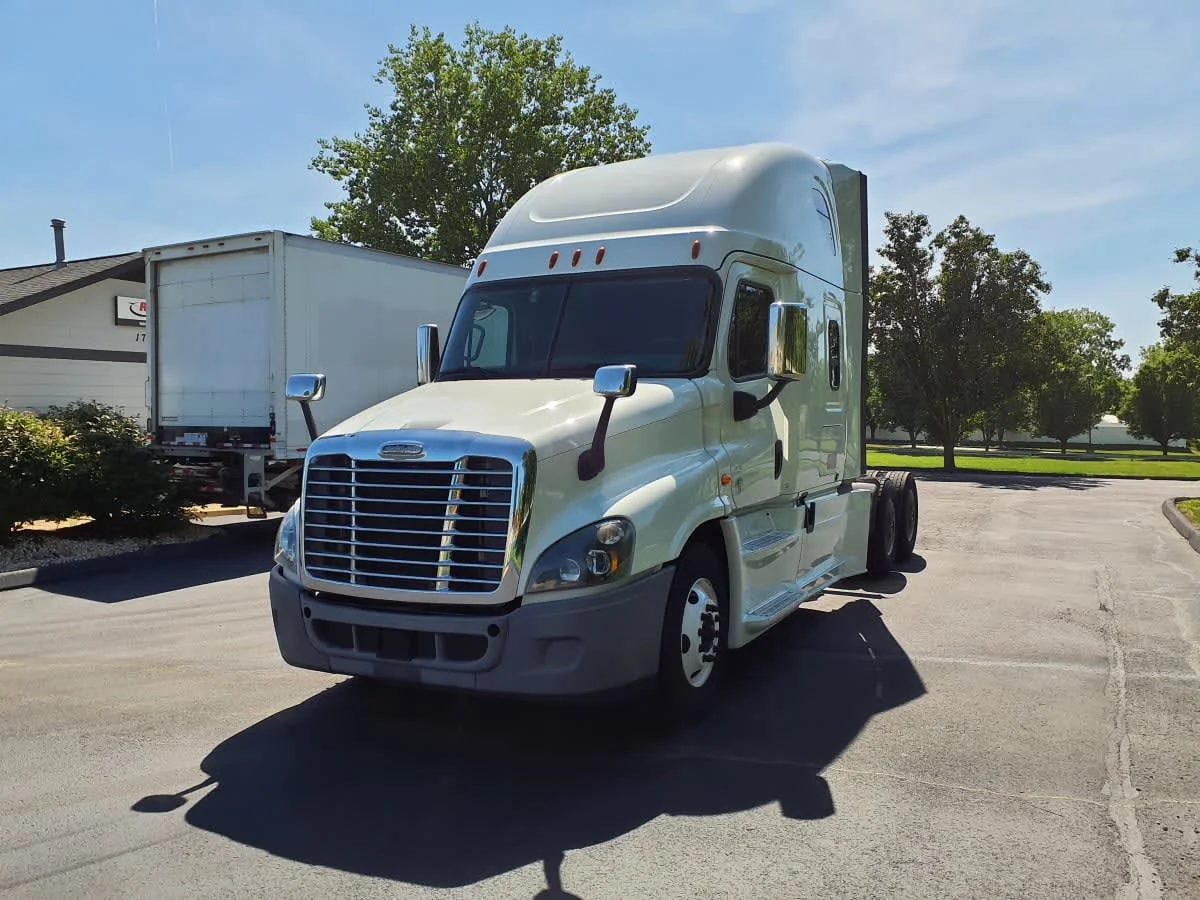 2020 Freightliner Cascadia