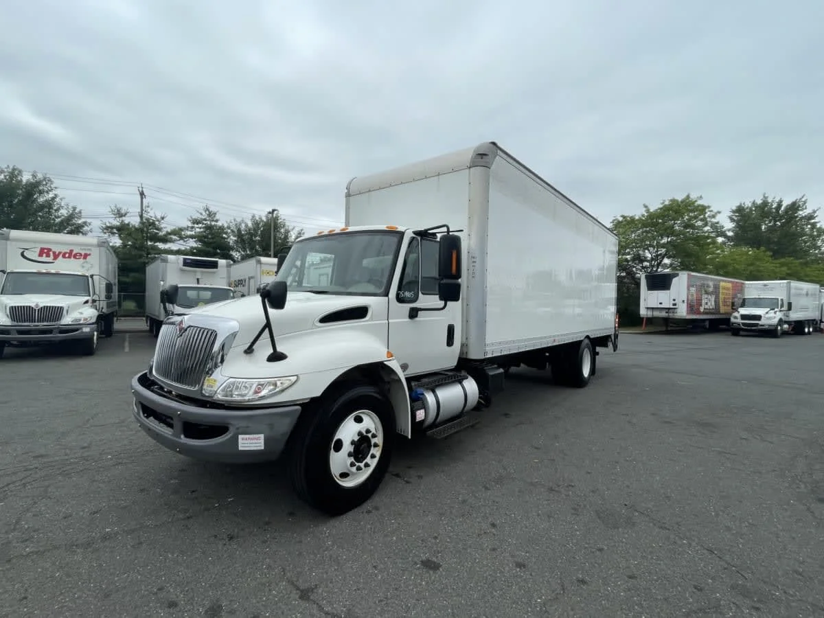 2018 International 4300 in Newark, NJ