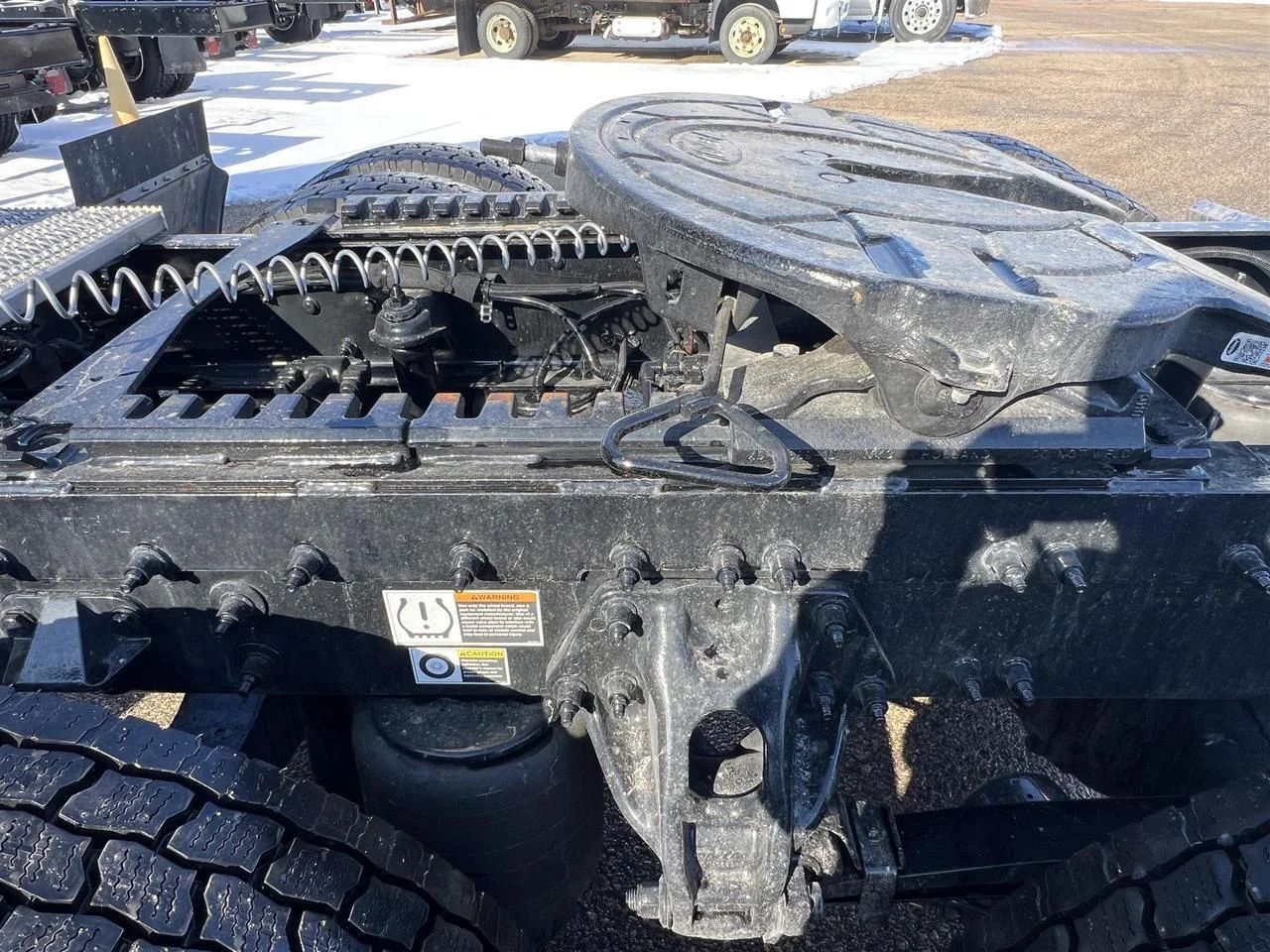 2027 Peterbilt 579 - image 11