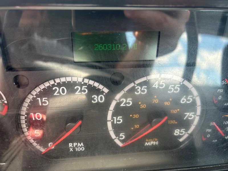 2022 Freightliner M2 106 in Walton, KY — photo 8