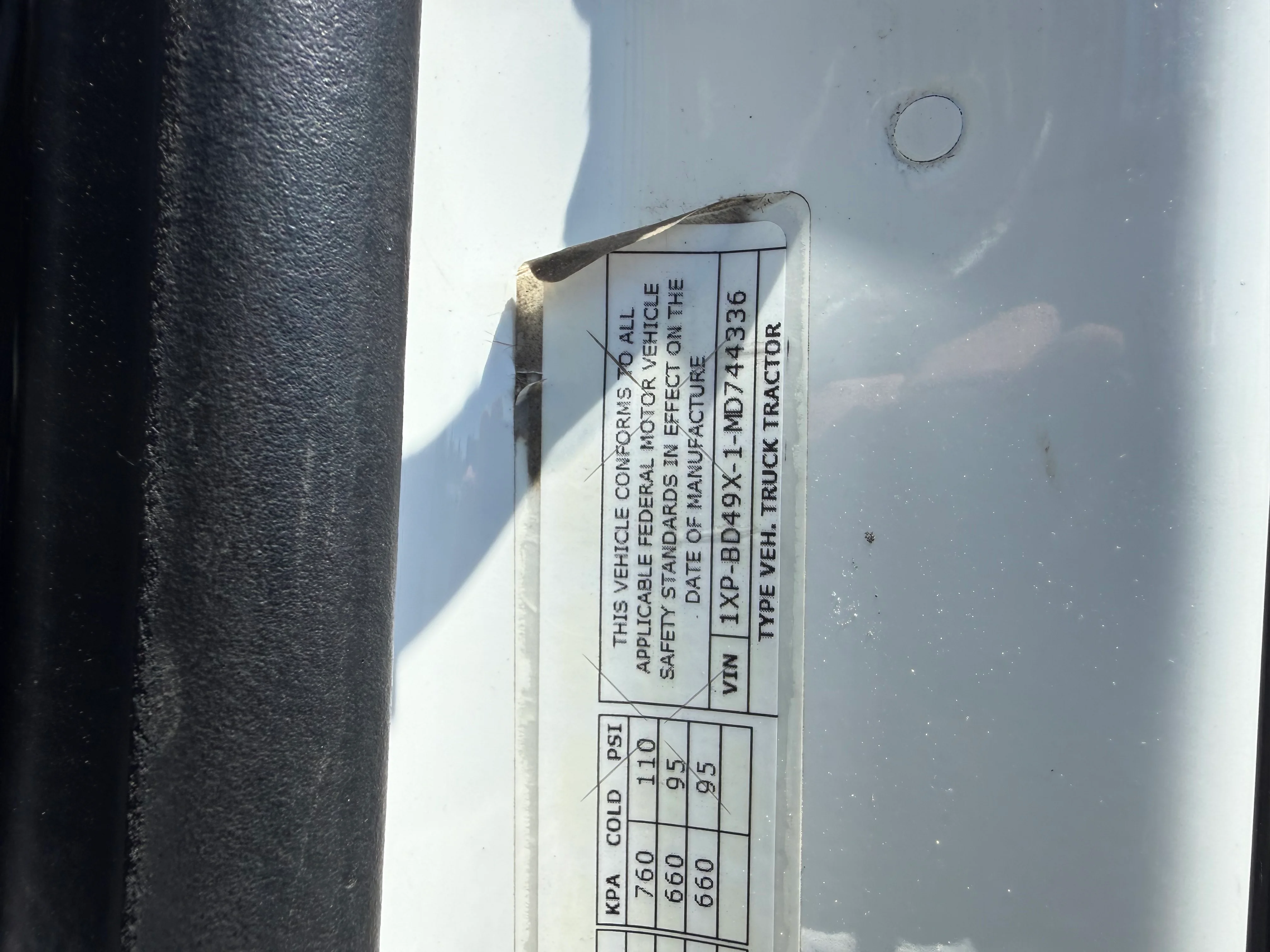 2021 Peterbilt 579 in Cincinnati, OH — photo 15