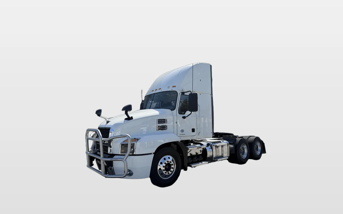 2022 Mack Anthem - image 1