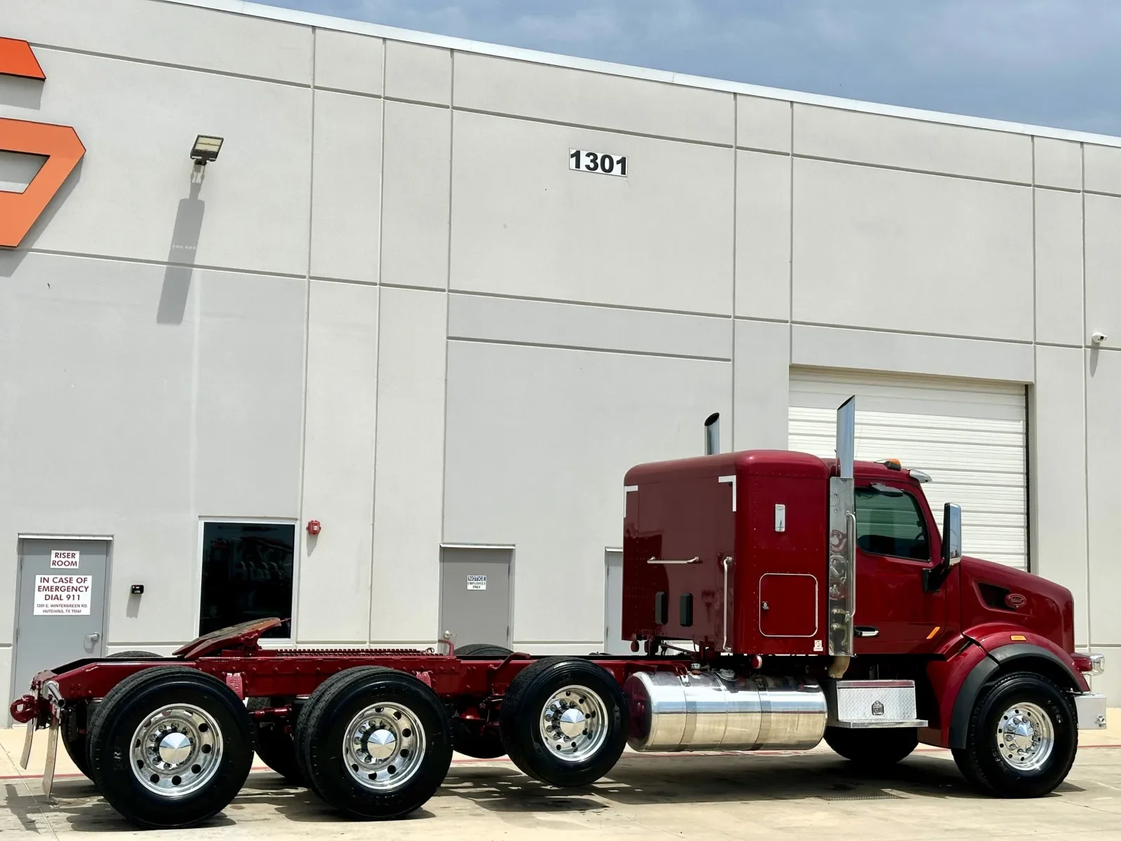 2015 Peterbilt 567 in Hutchins, TX — photo 5
