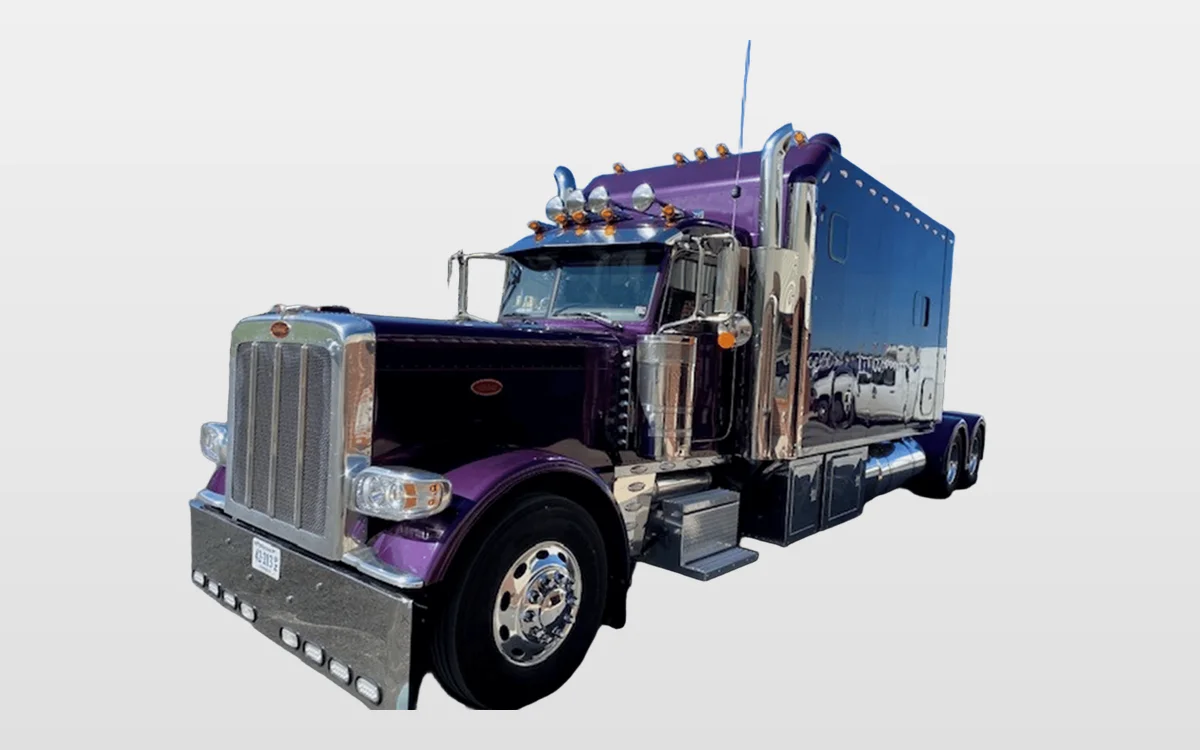 2022 Peterbilt 389 - image 1