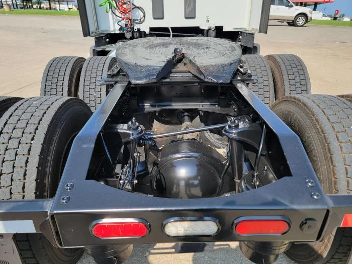 2021 Peterbilt 579 - image 14