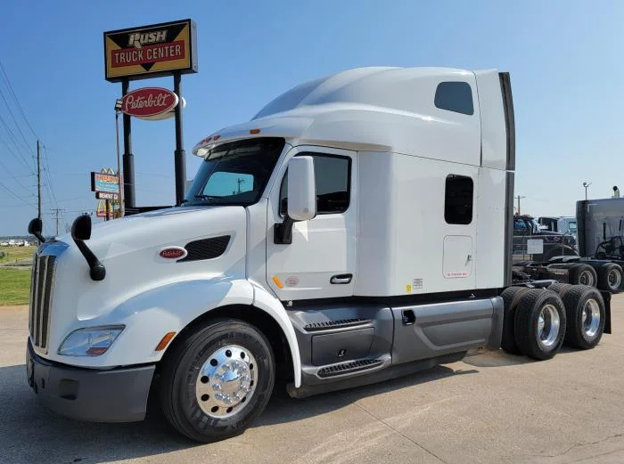 2021 Peterbilt 579 in Tulsa, OK — photo 2