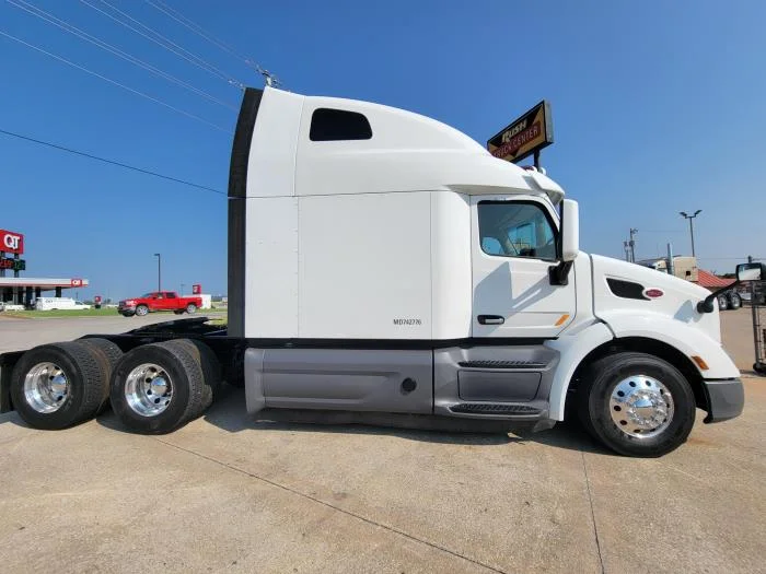 2021 Peterbilt 579 in Tulsa, OK — photo 5