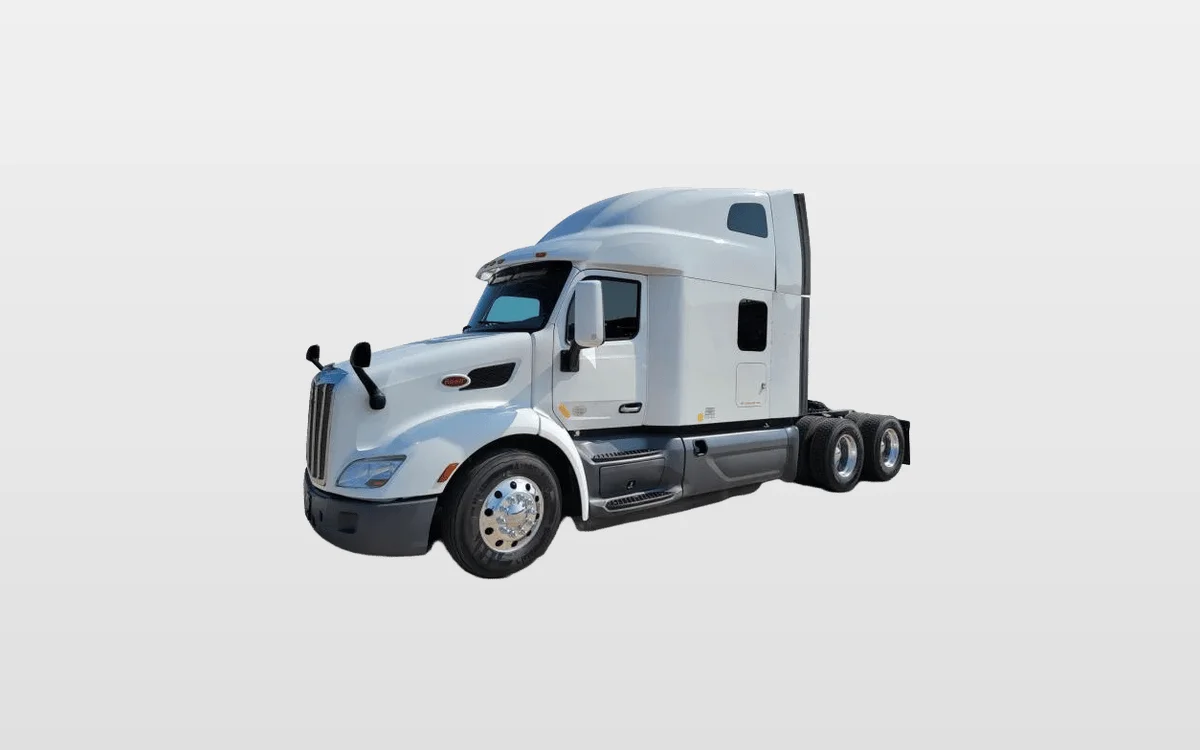 2021 Peterbilt 579 - image 1