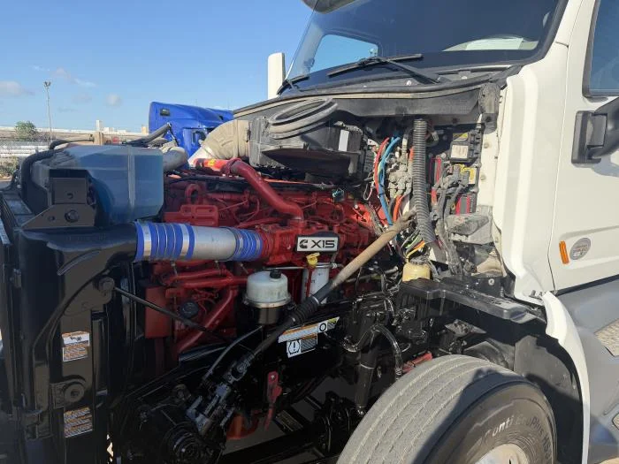 2021 Peterbilt 579 — photo 17