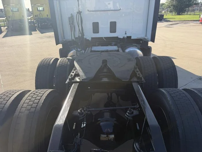 2021 Peterbilt 579 — photo 14