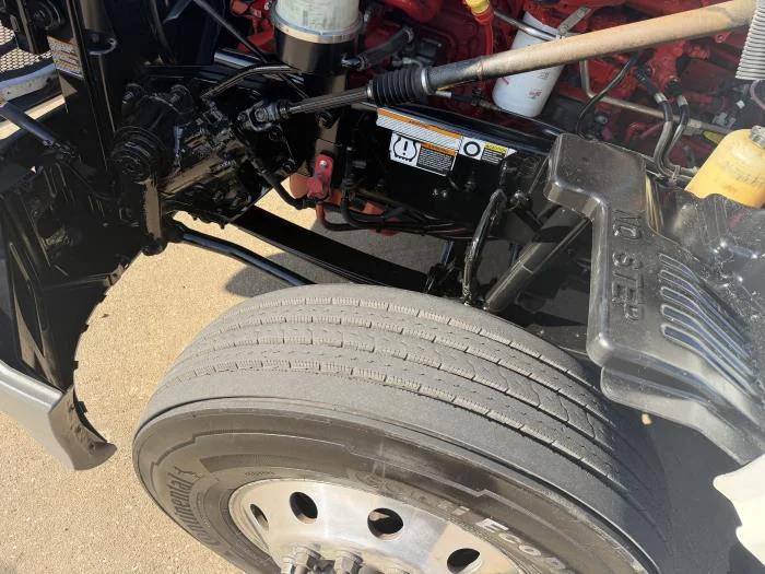 2021 Peterbilt 579 — photo 19