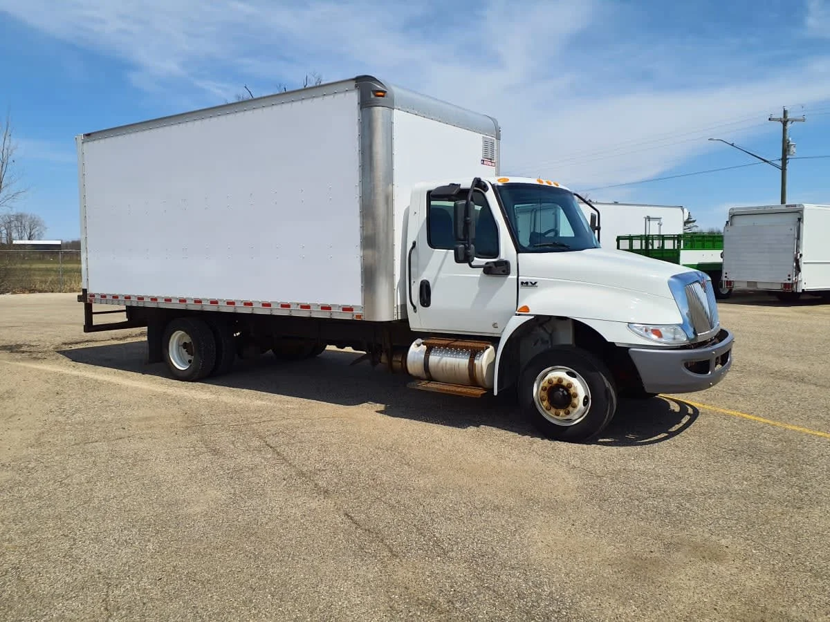 2020 International MV in Wayland, MI — photo 3