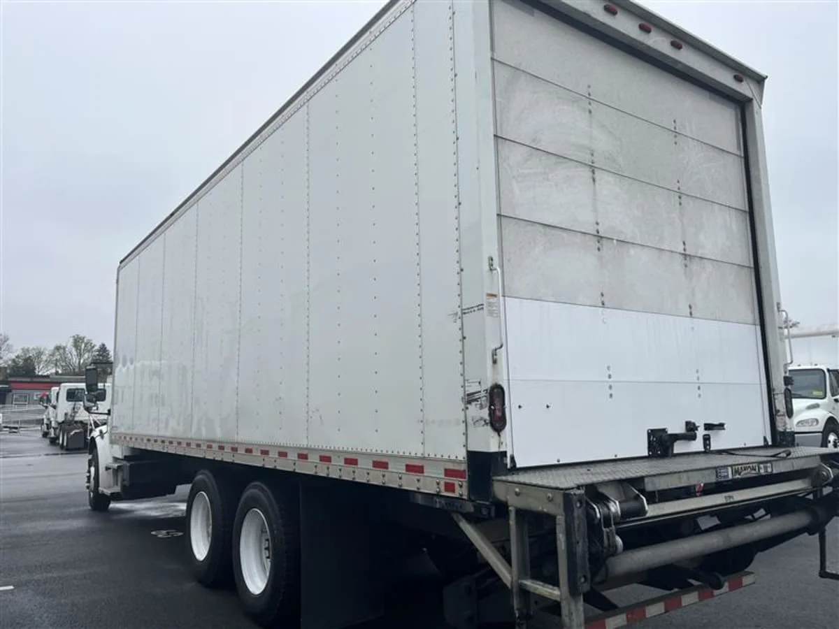 2020 Freightliner M2 106 - image 6