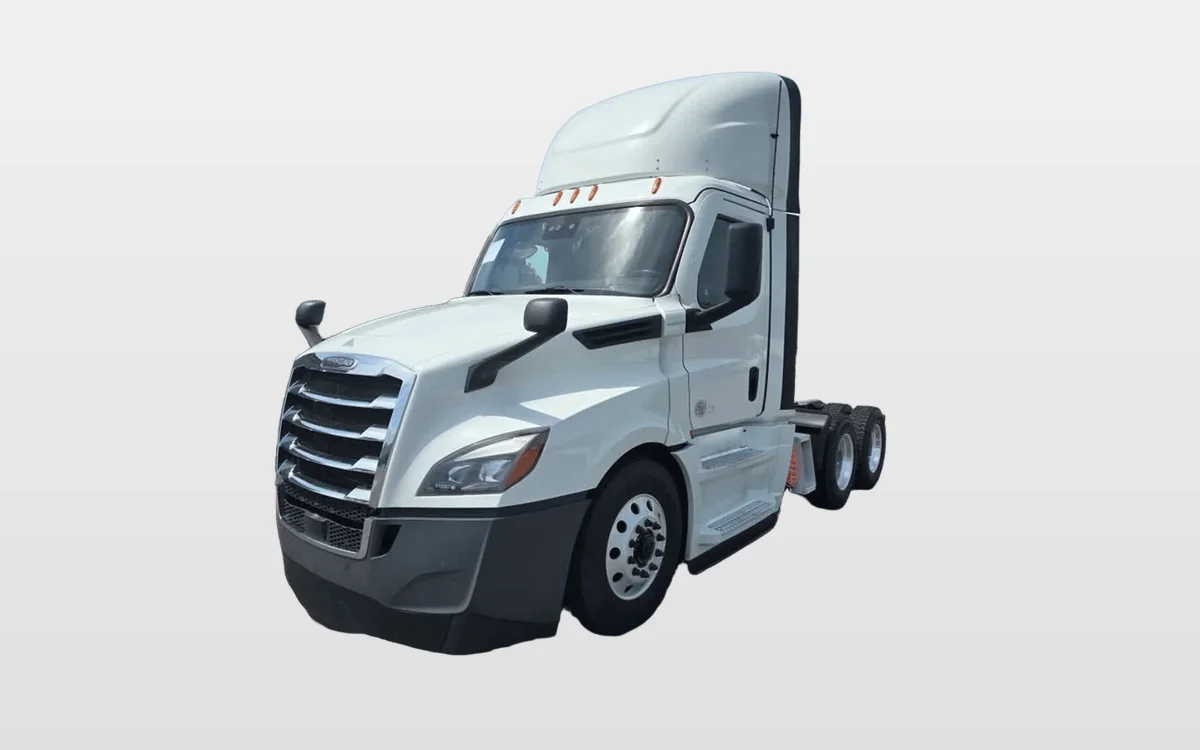 2022 Freightliner Cascadia - image 1