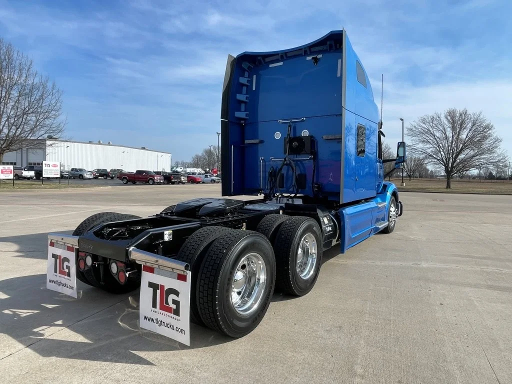 2023 Peterbilt 579 - image 5