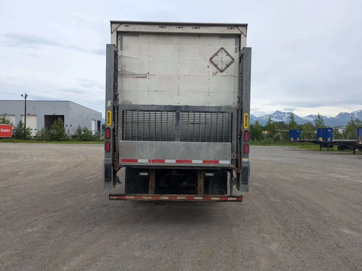 2018 Freightliner Cascadia in Anchorage, AK — photo 5