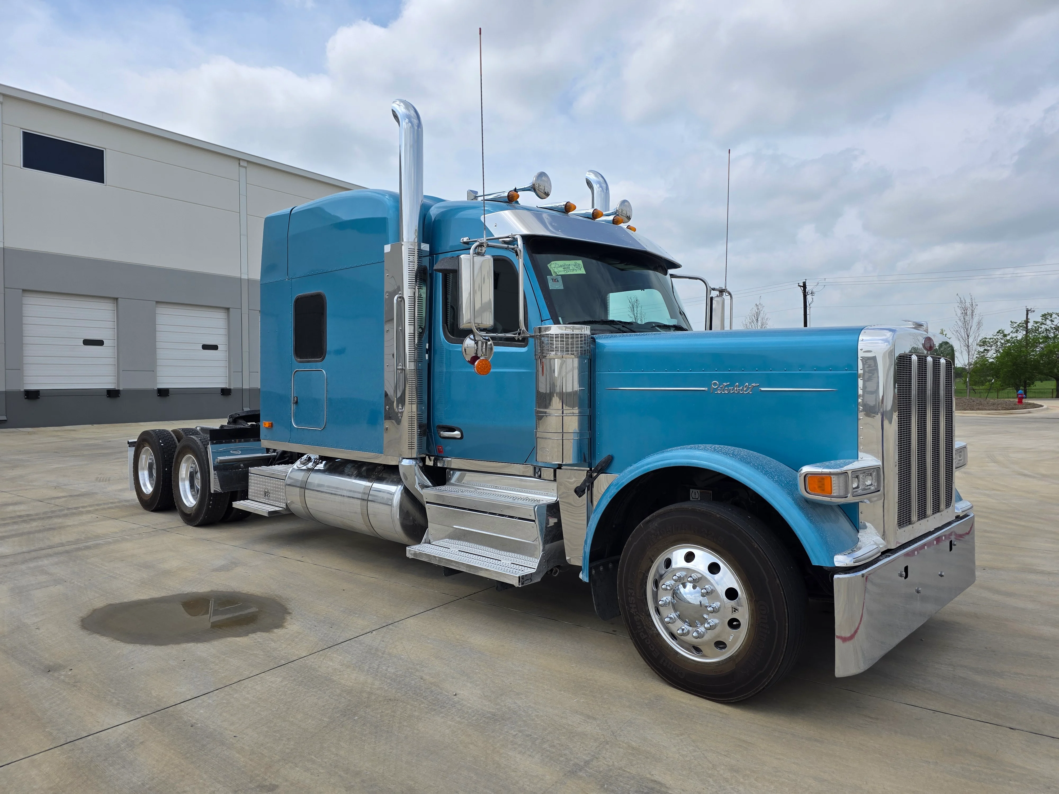 2027 Peterbilt 589 in Evansville, IN — photo 7
