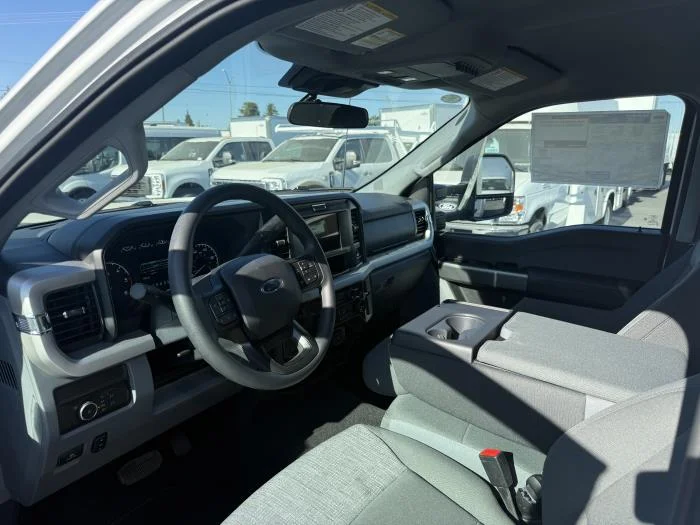 2026 Ford F-550 — photo 12