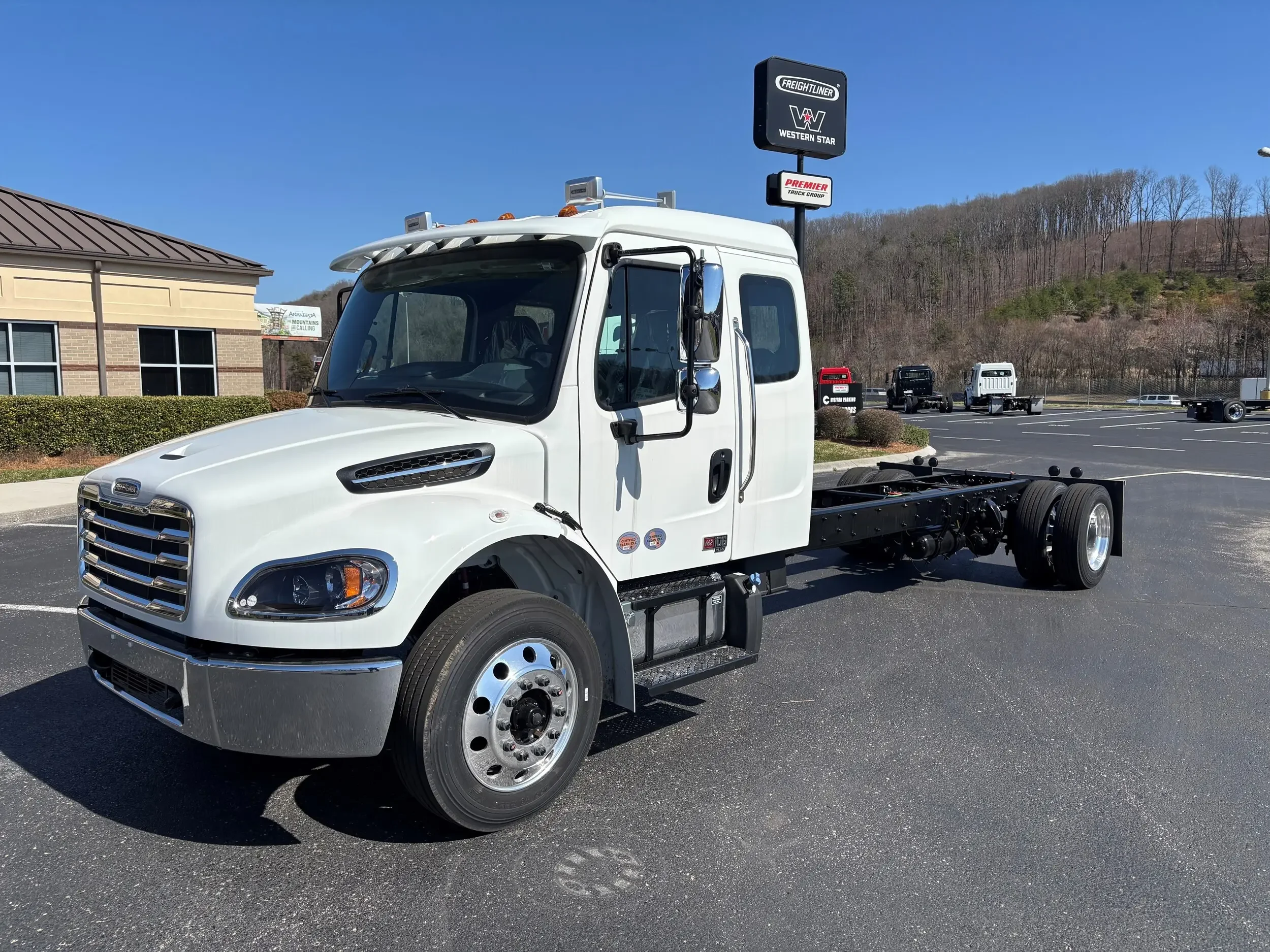2025 Freightliner M2 106 in Fort Worth, TX