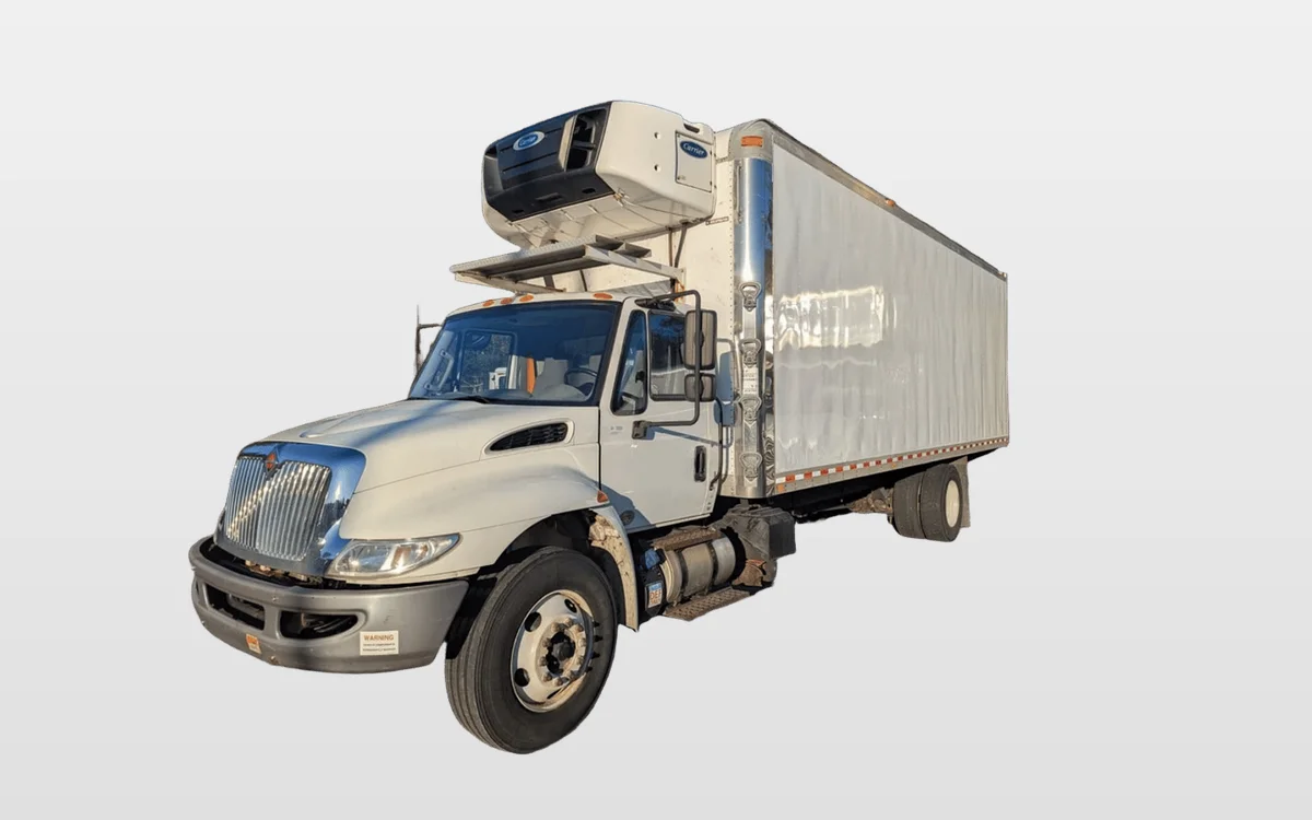 2018 International 4300 - image 1