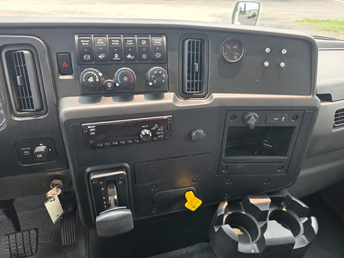 2020 International MV in Bensalem, PA — photo 12