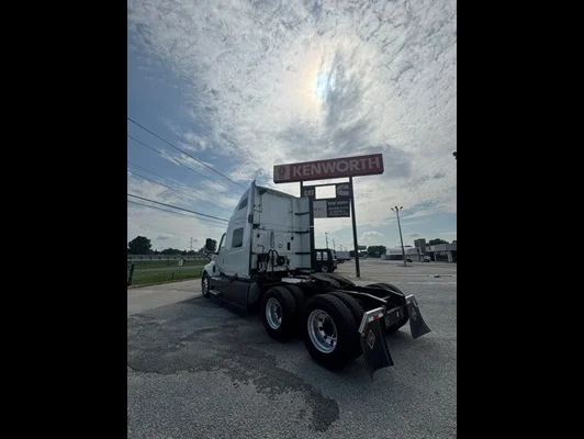 2021 International LT in Conyers, GA — photo 10