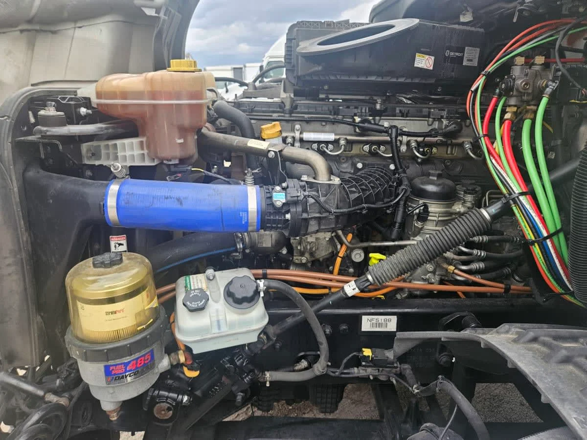 2022 Freightliner Cascadia in Orlando, FL — photo 9