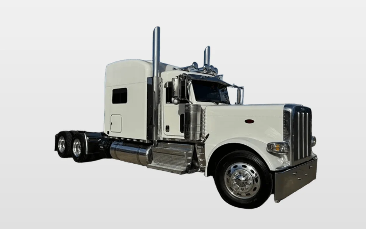 2022 Peterbilt 389 - image 1