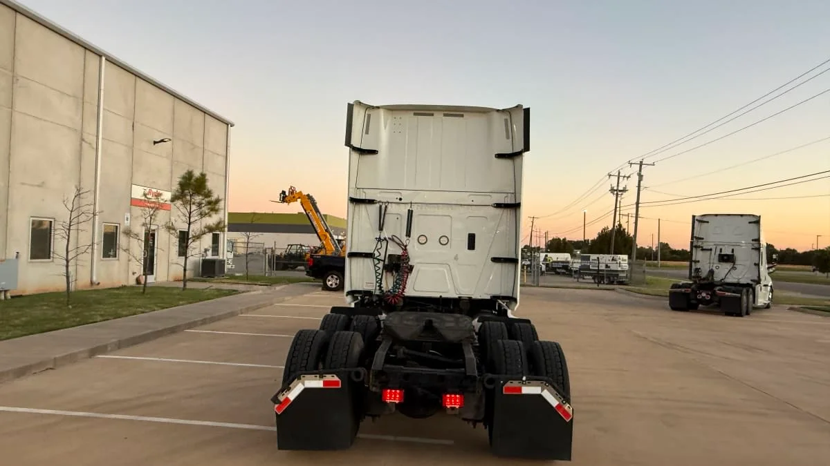 2020 International LT in Oklahoma City, OK — photo 5
